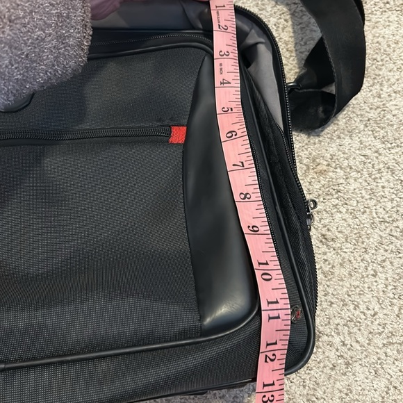 Swiss Gear Laptop Bag, Black - Picture 11 of 11